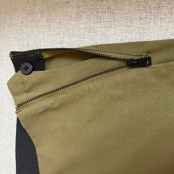 Everlane Work Pant in Olive Green Size 4 Regular - Side Zip Stretch Cotton Pants - Picture 7 of 10